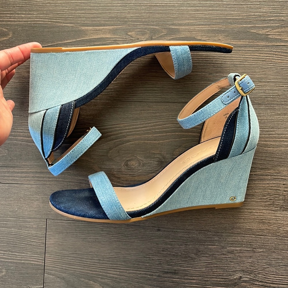 Coach Retail | Olive Sandal